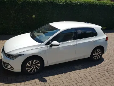 Gebraucht VW Golf VIII Style 204 PS (150 kW) 2022 Weiß Limousine