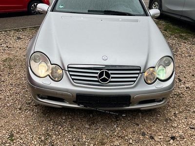 Gebraucht Mercedes C180 142 PS (104 kW) 2003 Silber Coupé