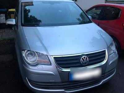 Gebraucht VW Touran United 140 PS (102 kW) 2009 Silber Van / Kleinbus