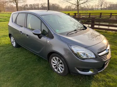 Gebraucht Opel Meriva Active 140 PS (102 kW) 2017 Grau Van / Kleinbus