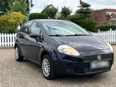 Gebraucht Fiat Punto 65 PS (47 kW) 2009 Blau Kleinwagen