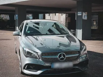 Gebraucht Mercedes CLA200 156 PS (114 kW) 2019 Grau Coupé