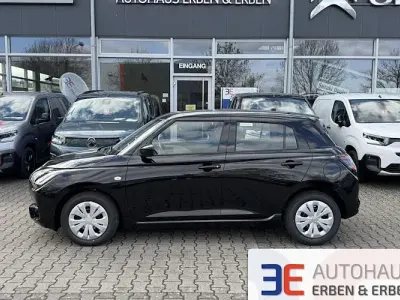 Nouvelle Suzuki Swift Club 83 ch (61 kW) 2026 Noir Citadine