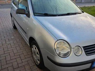 Gebraucht VW Polo 54 PS (39 kW) 2004 Silber Kleinwagen