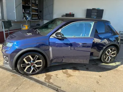 Gebraucht Renault R5 Komfort 110 kW (150 PS) 2025 Blau Kleinwagen