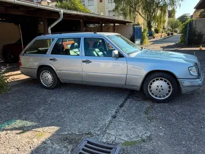 Gebraucht Mercedes 320 220 PS (161 kW) 1989 Silber Kombi