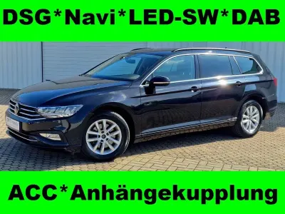 Gebraucht VW Passat 150 PS (110 kW) 2023 Schwarz metallic Kombi