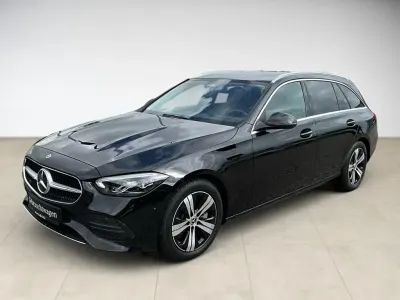 Gebraucht Mercedes 200 Avantgarde 163 PS (119 kW) 2023 Schwarz uni Kombi