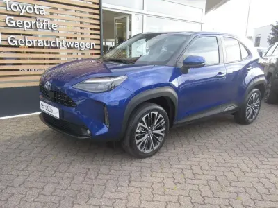 Gebraucht Toyota Yaris Cross Elegant 92 PS (67 kW) 2022 Blau SUV