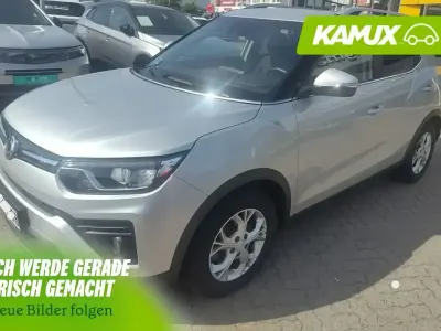 Gebraucht SsangYong Tivoli 163 PS (119 kW) 2021 Silber / grau SUV