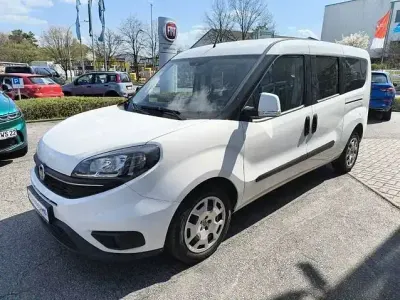 Second-hand Fiat Doblò 120 CP (88 kW) 2023 Alb Monovolum