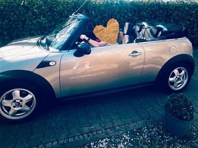 Gebraucht Mini Cooper Cabriolet 97 PS (71 kW) 2010 Gold Cabrio