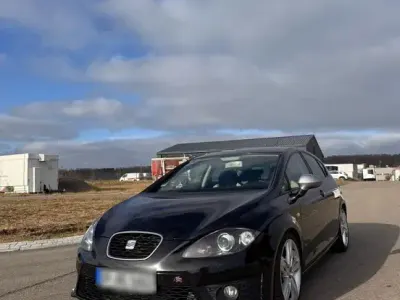 Usata Seat Leon FR 170 CV (125 kW) 2011 Nero Utilitaria