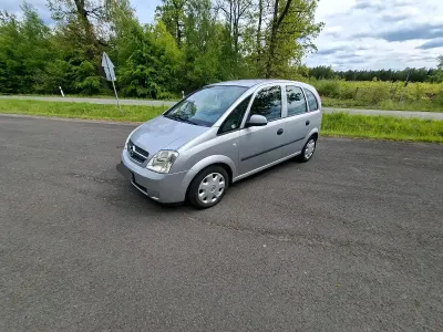 Gebraucht Opel Meriva 90 PS (66 kW) 2004 Silber Van / Kleinbus