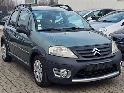 Grün Gebraucht 2007 Citroën C3 Kleinwagen | 990 € (Fairer Preis)