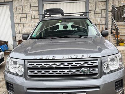 Grau Gebraucht 2012 Land Rover Freelander 2 SUV | 8.500 € (Fairer Preis)