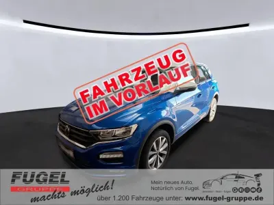 Gebraucht VW T-Roc R-line 150 PS (110 kW) 2021 Ravennablau metallic SUV