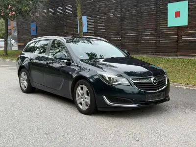 Gebraucht Opel Insignia Business 170 PS (125 kW) 2016 Grün Kombi