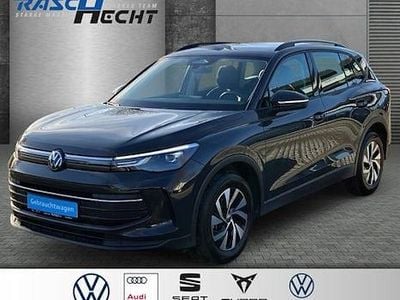 Grau Gebraucht 2024 VW Tiguan Life SUV | 31.970 € (Guter Preis)