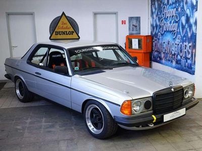 Second-hand Mercedes 280 209 CP (153 kW) 1980 735 Coupe