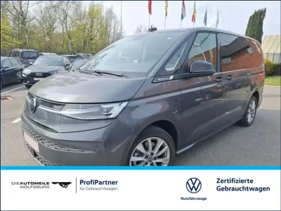 Käytetty VW Multivan Life 150 HP (110 kW) 2023 Harmaa Tila-auto