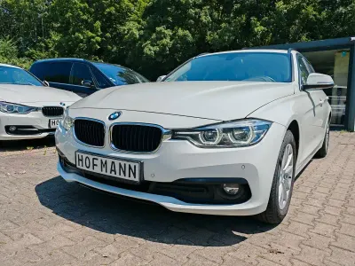 Gebraucht BMW 318 Advantage 150 PS (110 kW) 2018 Weiß Kombi