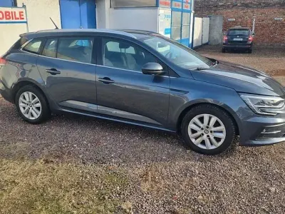 Gebraucht Renault Mégane GrandTour Business 116 PS (85 kW) 2023 Titangrau (metallic) Kombi