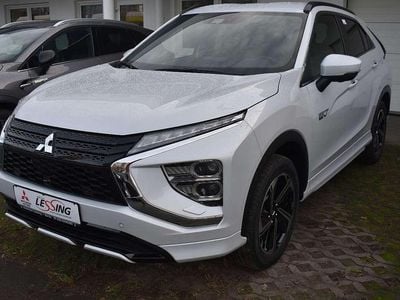 Gebraucht Mitsubishi Eclipse Cross Select 188 PS (138 kW) 2024 Titanweiß SUV