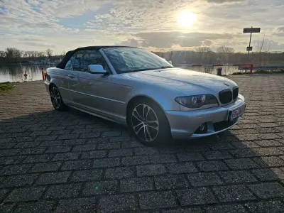 Gebraucht BMW 318 Sport Line 150 PS (110 kW) 2005 Silber Cabrio
