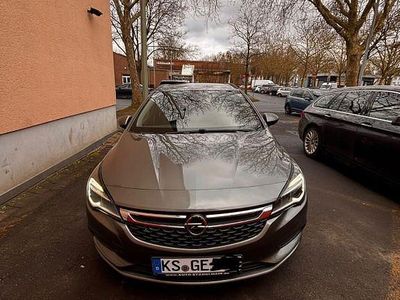 Gebraucht Opel Astra Edition 110 PS (80 kW) 2017 Grau Kombi