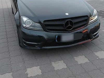 Gebraucht Mercedes C250 AMG 204 PS (150 kW) 2013 Schwarz Coupé