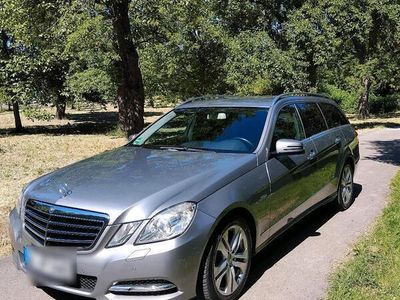 Mercedes E200