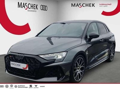Neu Audi RS3 Sport 400 PS (294 kW) 2025 Grau Limousine