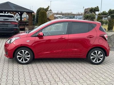 Gebraucht Hyundai i10 YES! 67 PS (49 kW) 2017 Rot Kleinwagen