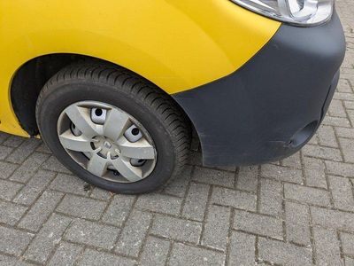 Gelb Gebraucht 2018 Renault Kangoo Van / Kleinbus | 7.270 € (Fairer Preis)