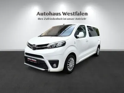 Gebraucht Toyota Proace Verso 120 PS (88 kW) 2022 Weiß Kombi
