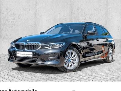 BMW 330e