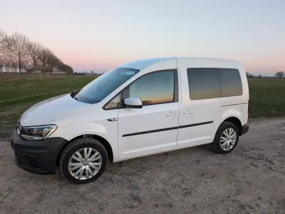 Gebraucht VW Caddy Trendline 110 PS (80 kW) 2019 Weiß Van / Kleinbus