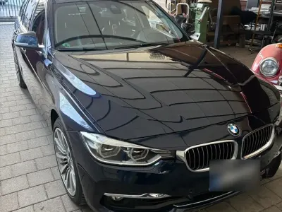 Gebraucht BMW 335 Luxury Line 313 PS (230 kW) 2016 Blau Kombi