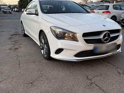 Gebraucht Mercedes CLA200 156 PS (114 kW) 2018 Weiß Coupé