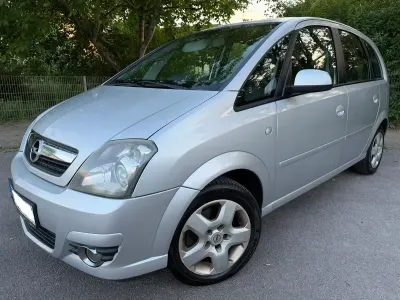 Gebraucht Opel Meriva 105 PS (77 kW) 2009 Silber Van / Kleinbus