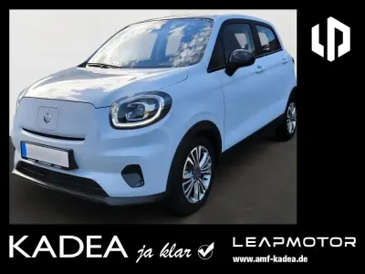 Ny Leapmotor T03 69 kW (95 HK) 2026 Blå Hatchback