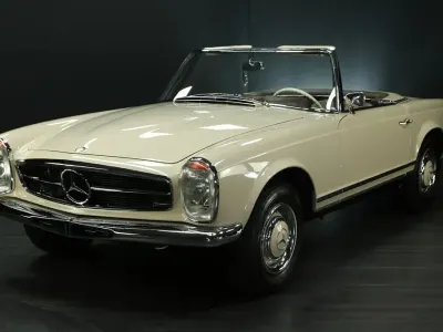 Używany Mercedes 230 150 KM (110 kW) 1967 Beżowy Kabriolet