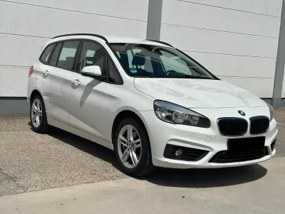 Gebraucht BMW 218 Gran Tourer Sport Line 150 PS (110 kW) 2016 Weiß Van / Kleinbus
