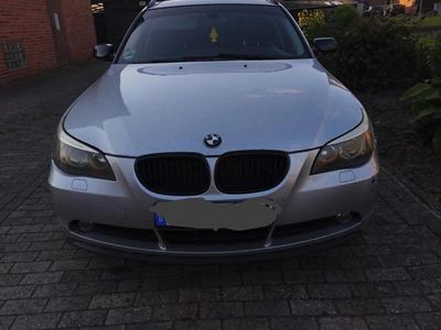 BMW 523