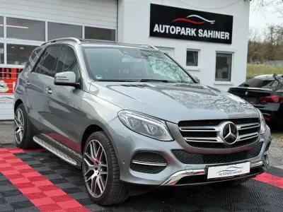 Używany Mercedes GLE400 333 KM (244 kW) 2015 Srebrny SUV