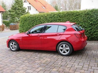 Gebraucht BMW 118 Sport Line 150 PS (110 kW) 2018 Rot Kleinwagen