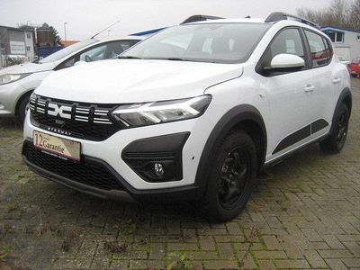 Gebraucht Dacia Sandero Stepway 91 PS (66 kW) 2018 Weiß Kleinwagen