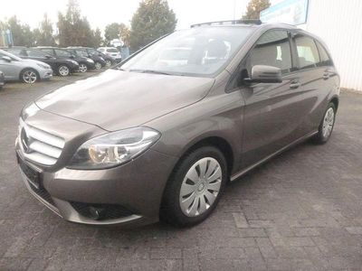 Gebraucht Mercedes B200 156 PS (114 kW) 2012 Grau Van / Kleinbus