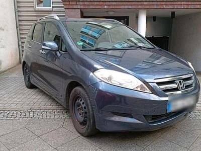 Honda FR-V